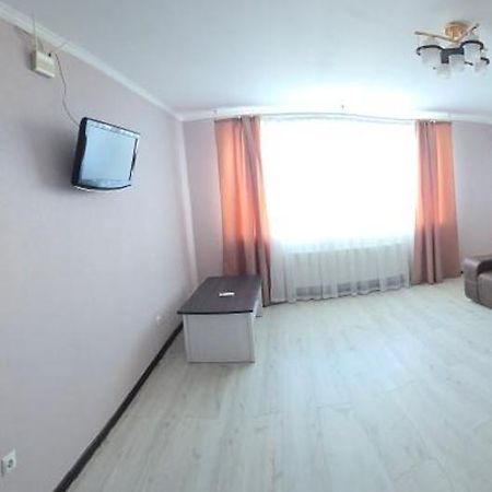 Apartment On Parkovaya Chornomorsk Buitenkant foto